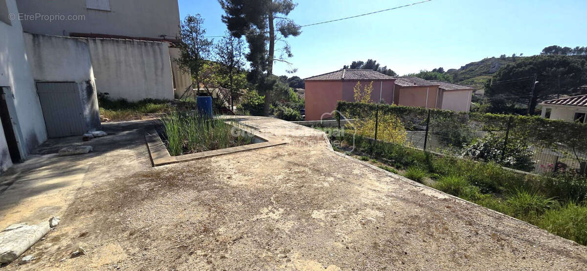 Maison à ENSUES-LA-REDONNE
