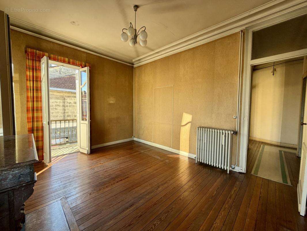 Appartement à BORDEAUX