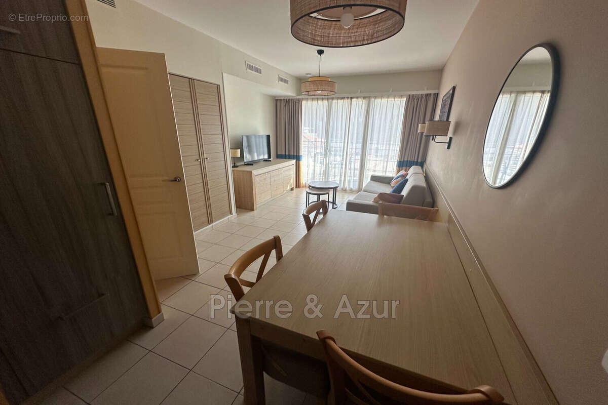 Appartement à ROQUEBRUNE-CAP-MARTIN