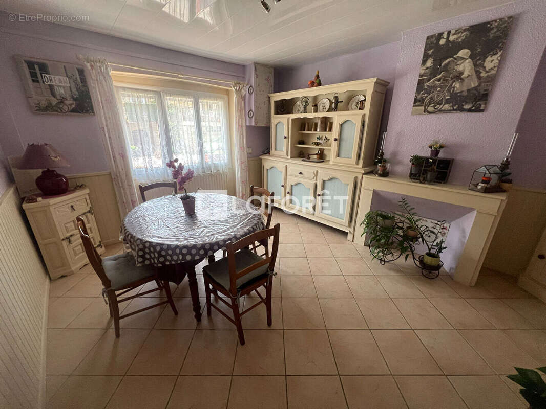 Digna Maison de village 120 m² avec garage et jardin Chauffage granulés - photo 4