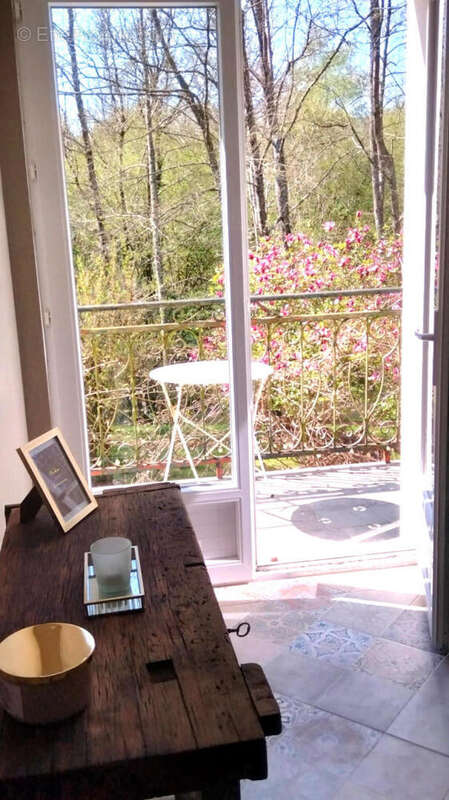 BALCON - Maison à ALLOUE