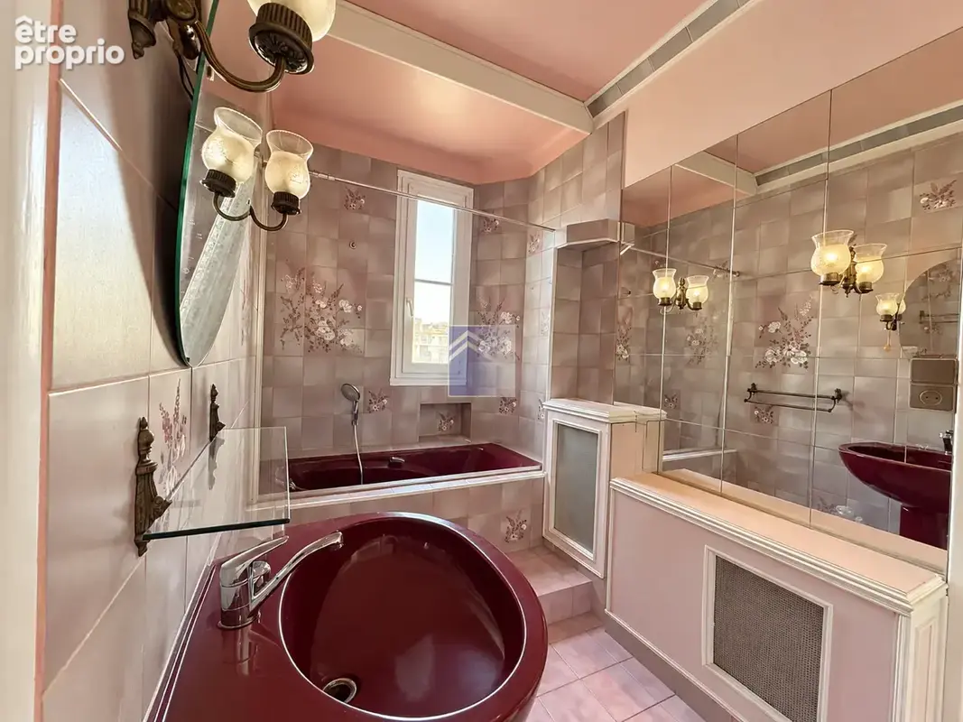 Courbevoie - République - 5 pièces 119.54m2 - Cave - Appartement familial ! - photo 9