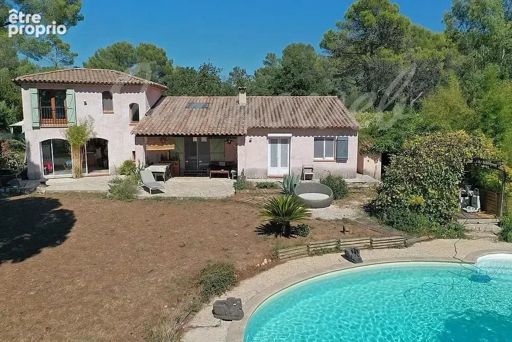 Maison à FAYENCE