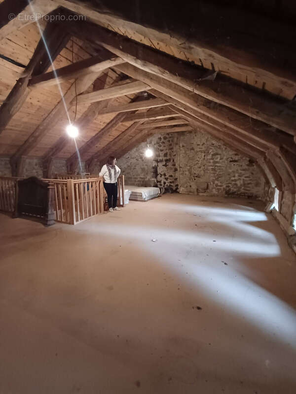 Ancienne ferme en partie rénovée - photo 17