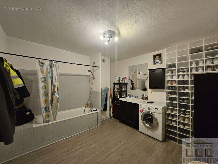 Appartement à LA COTE-SAINT-ANDRE