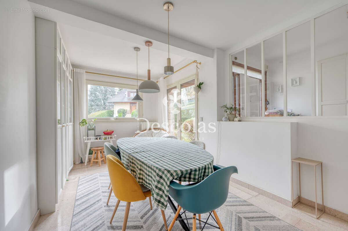 Maison à L'ETANG-LA-VILLE