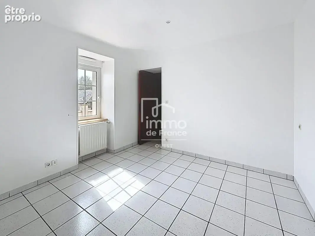 Maison Marcillé-la-ville 8 pièces 175 m² - photo 3