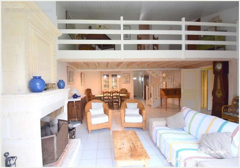 Maison à vendre 5 pièces SAINT MARTIN DE RE (17): Maison familiale lumineuse au calme, proche commerces et plage - photo 3