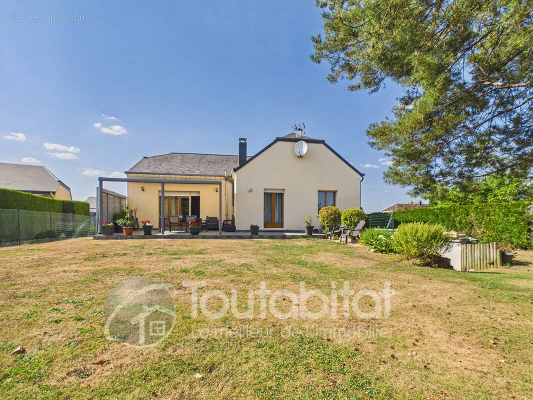 Maison 130 m² à Renwez  - photo 1