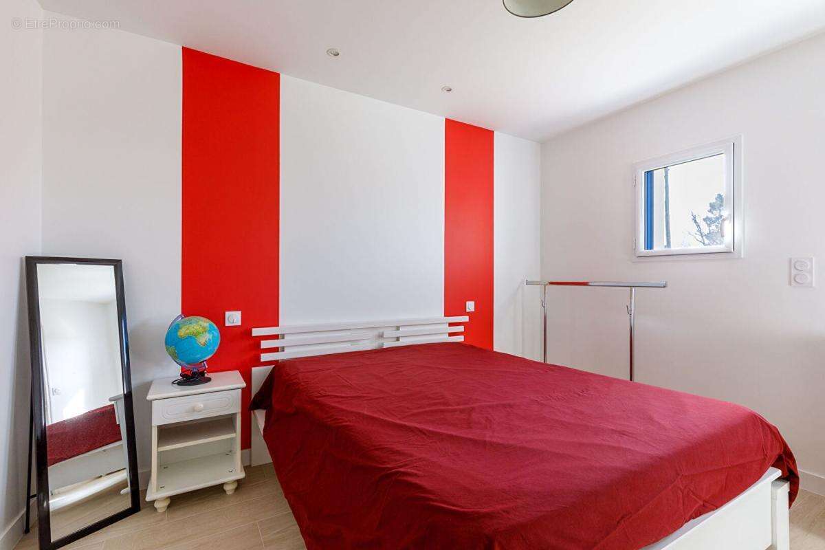 Maison à LA TURBALLE