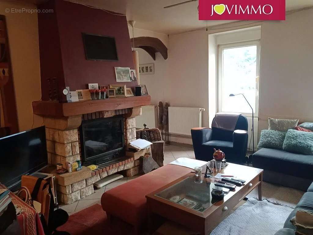 Commerce à LALIZOLLE