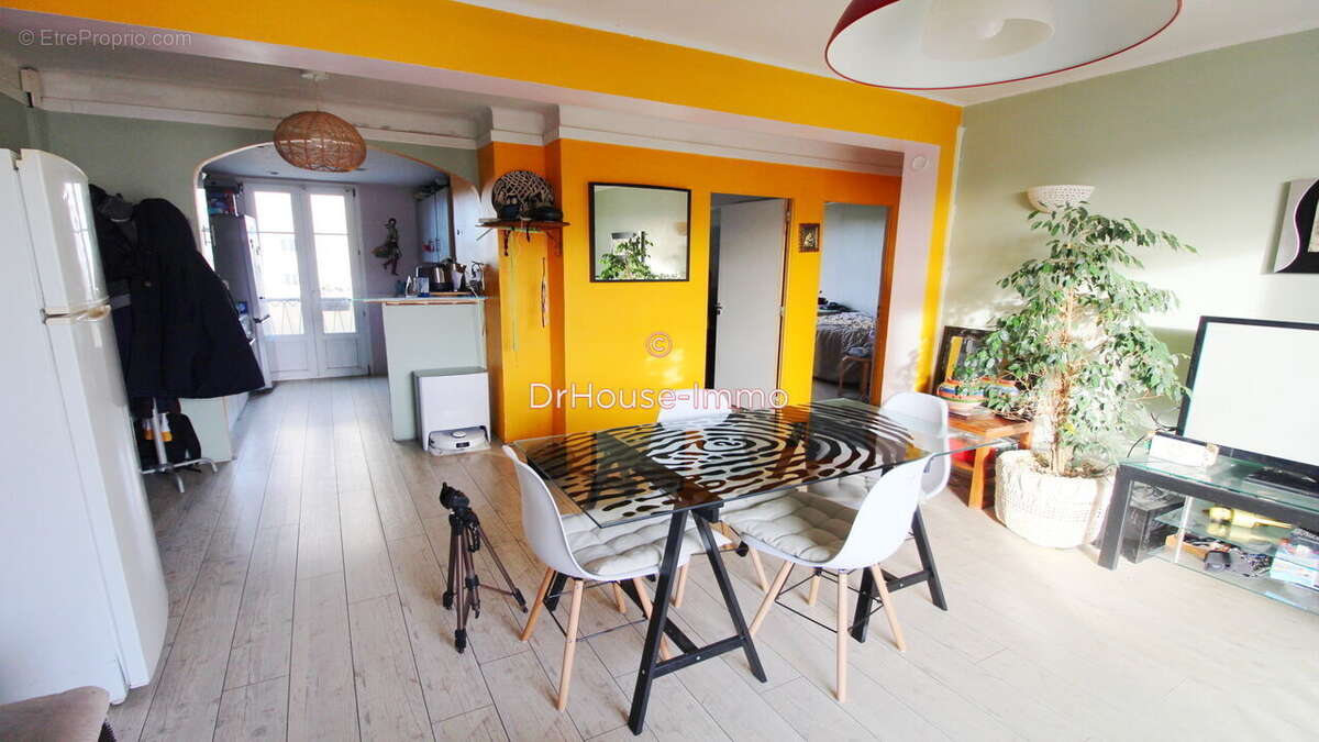 Appartement à MARSEILLE-9E