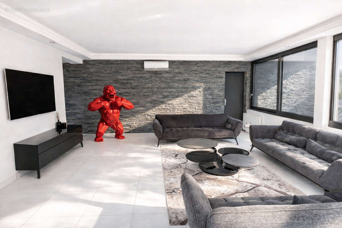 Maison à MONTLIGNON