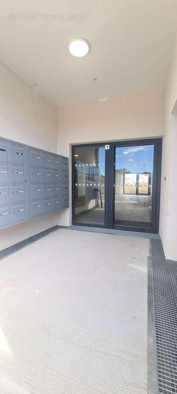 Commerce à COLOMIERS