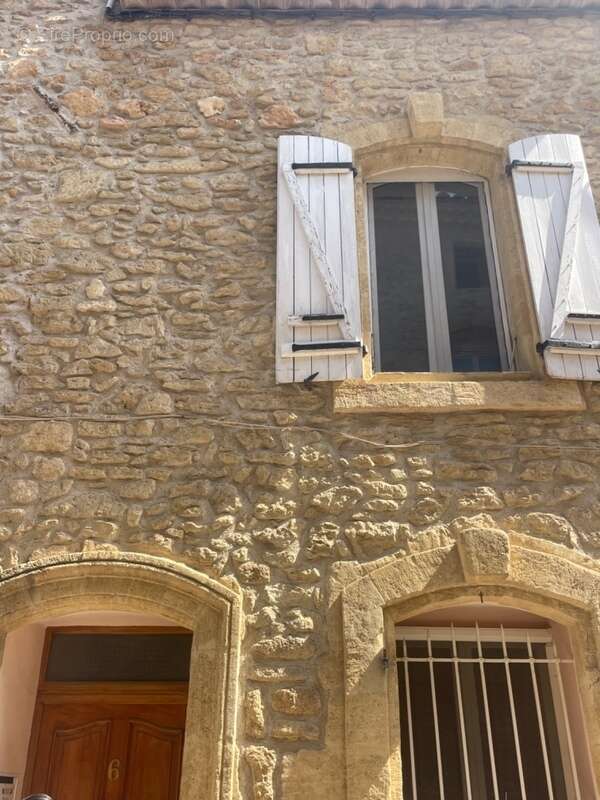 Maison à vendre 3 pièces  village de GRANS (13) - photo 13