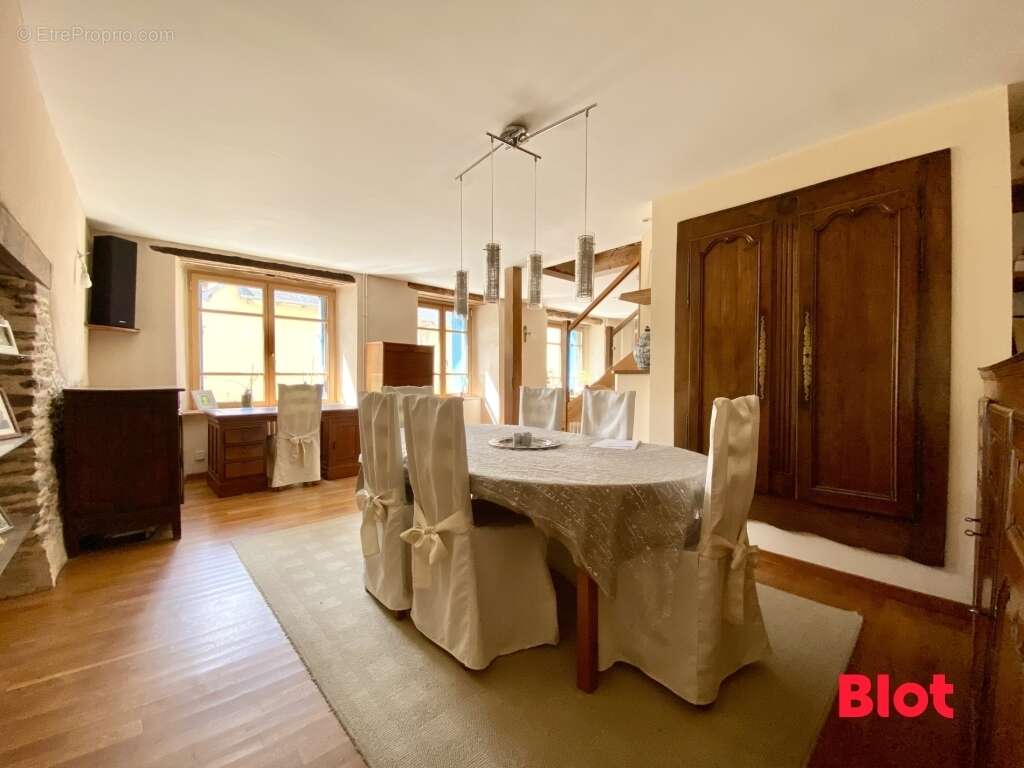 Maison 7 pièces 173 m² à vendre à Saint-Uniac (35360) - photo 2