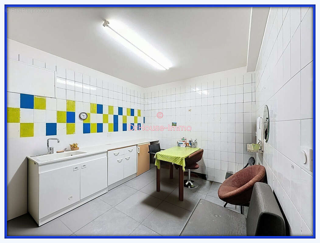 Commerce 90 m² à Peyrins  - photo 5