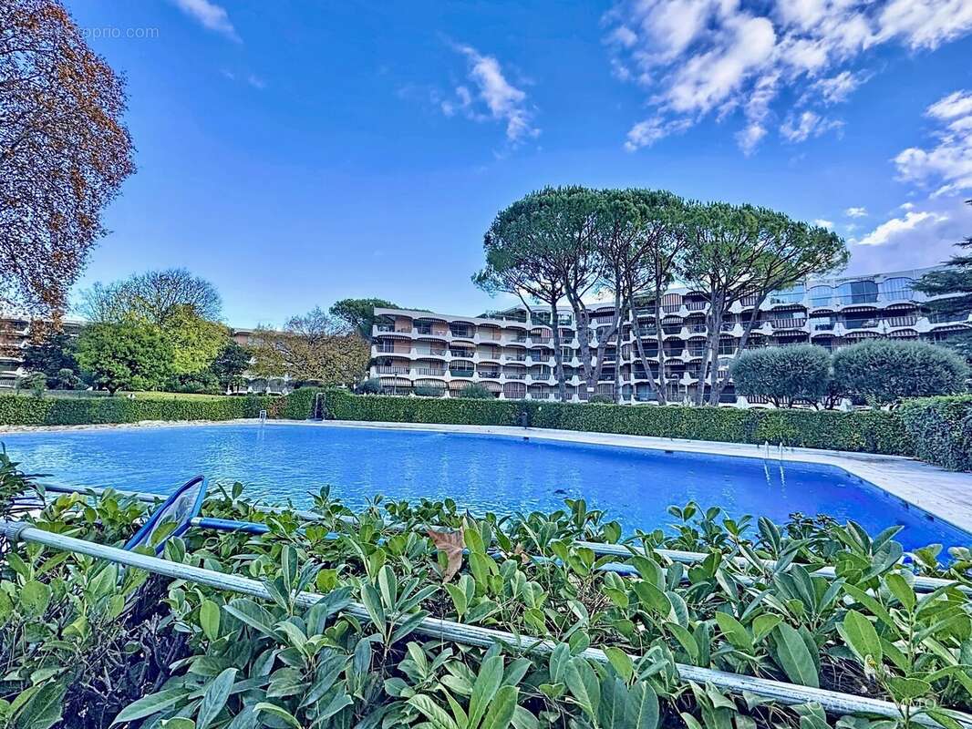 Appartement à MANDELIEU-LA-NAPOULE