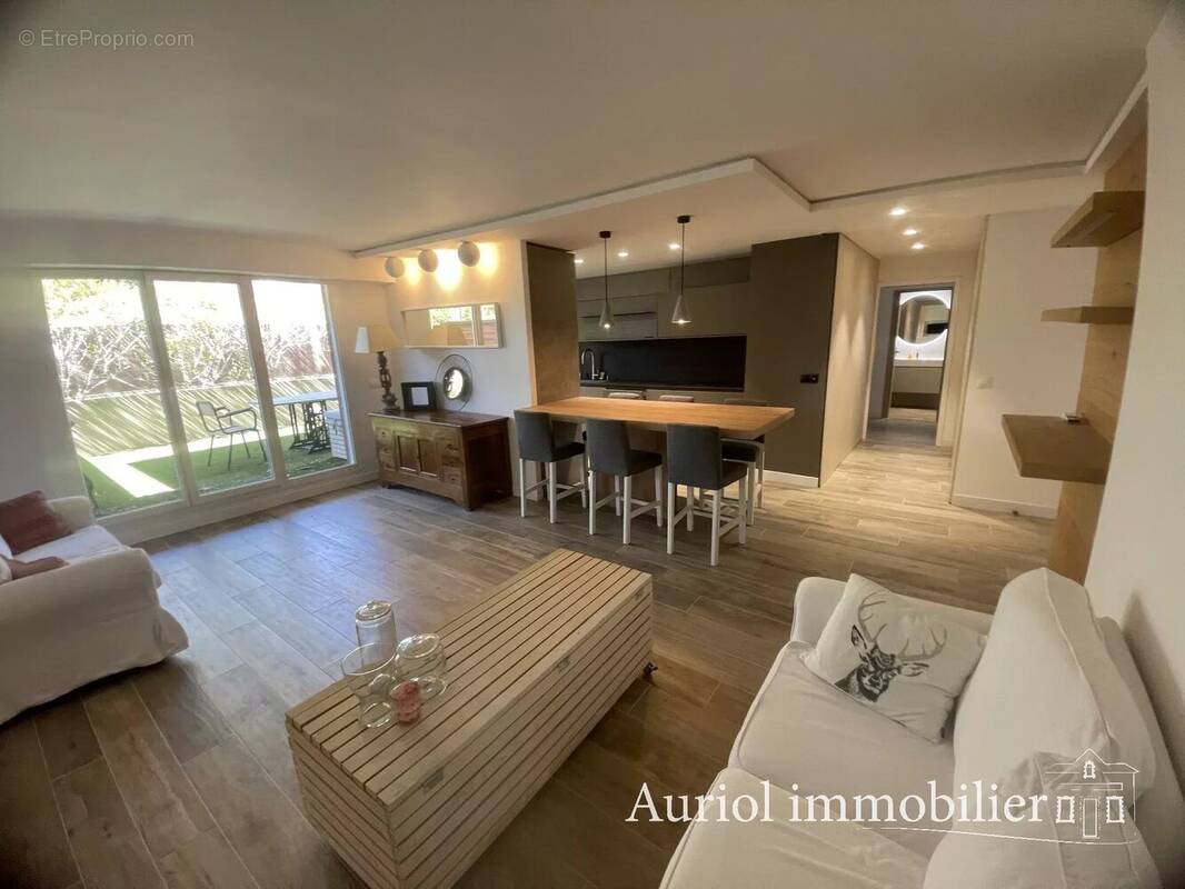 Appartement à MARSEILLE-9E