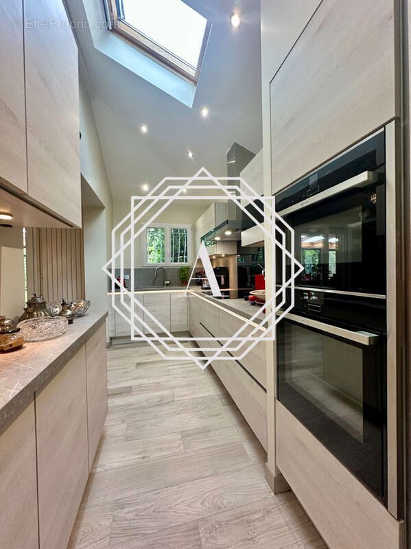 Maison à L&#039;ISLE-ADAM