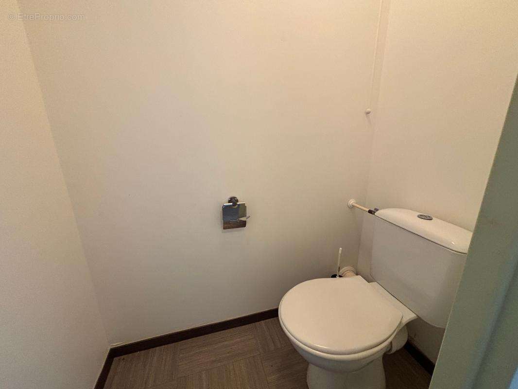 Appartement À Vendre dernier étage avec emplacement parking - photo 3