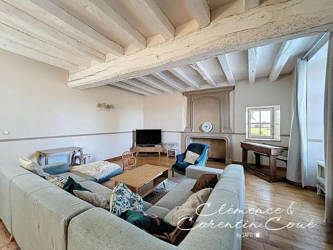 Photo 4 - Maison à BECON-LES-GRANITS