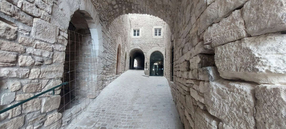 Maison à VEZENOBRES