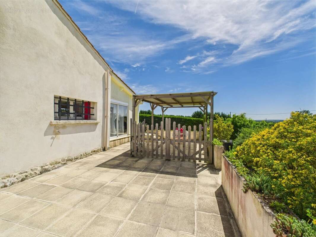 Maison à MONFLANQUIN