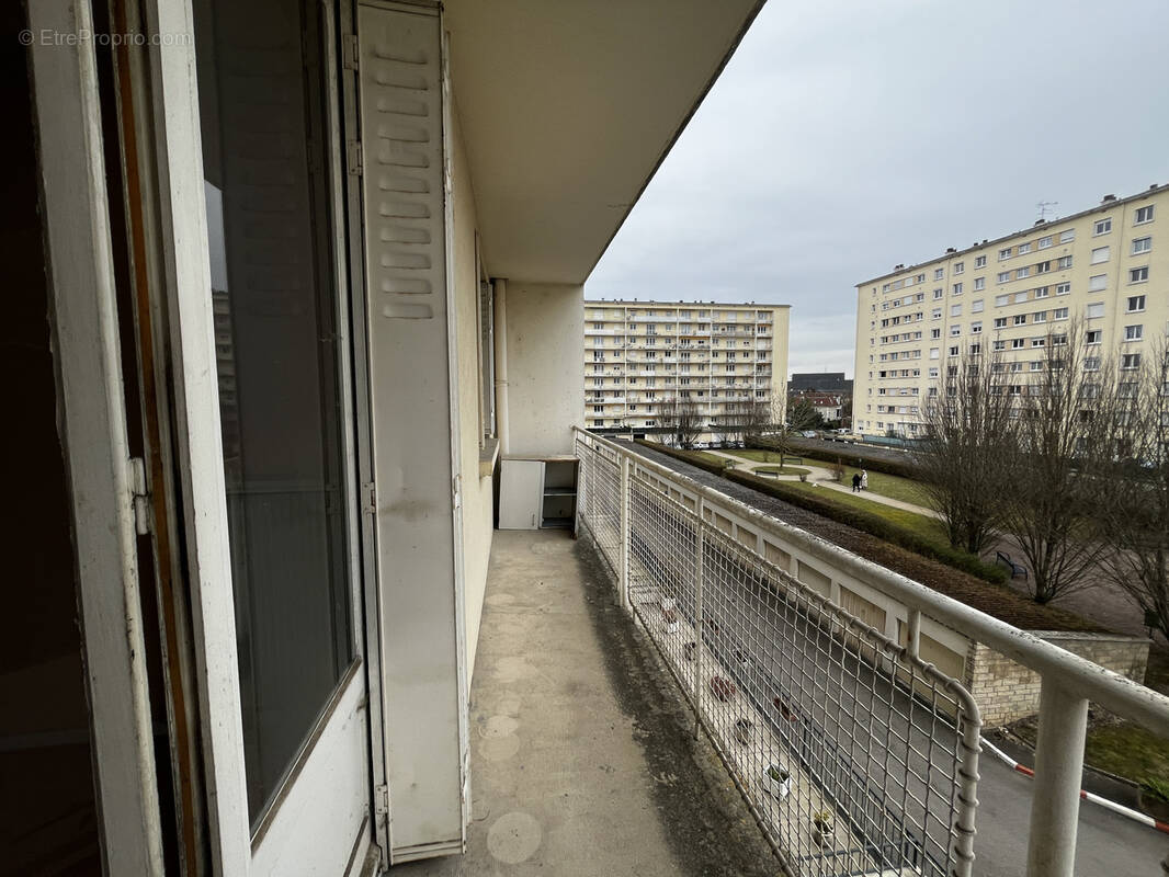 Appartement à SAINT-ANDRE-LES-VERGERS