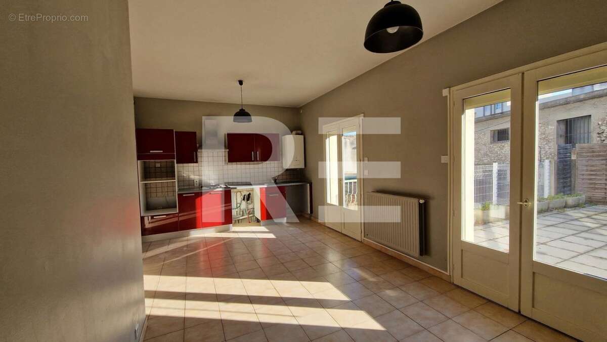 Maison à NIMES