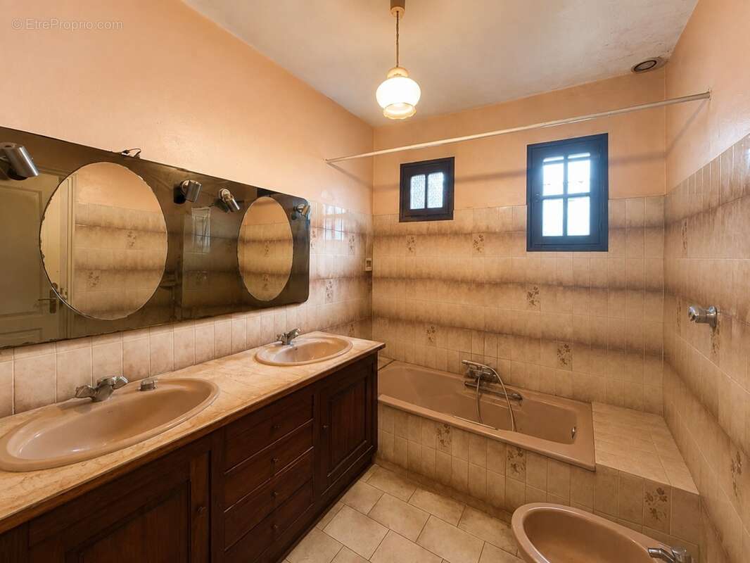 Maison à vendre 6 pièces SAUVIAN (34) - photo 4