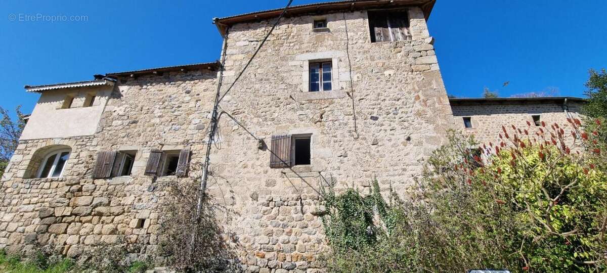 Maison à SAINT-MARTIN-DE-VALAMAS