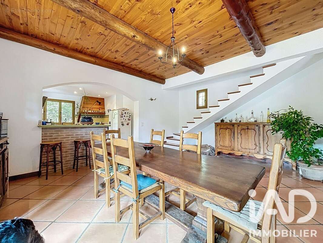 Maison 198 m² à Fayence  - photo 5