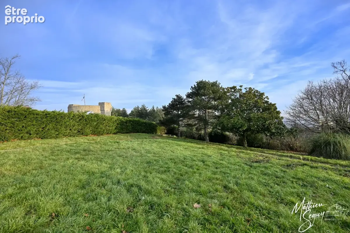 VAUGNERAY - Terrain à bâtir pour une maison P5 à étage + garage - photo 8
