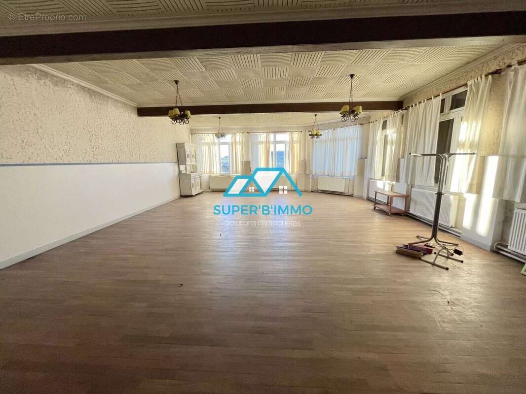 Maison à LA CHAPELLE-LAURENT