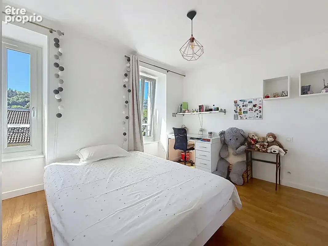 Grande maison avec terrasse et garage à royat - photo 5