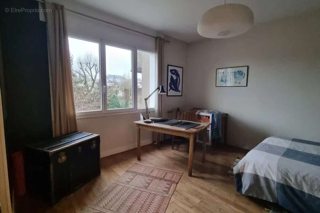Appartement à SAINT-CYR-SUR-LOIRE