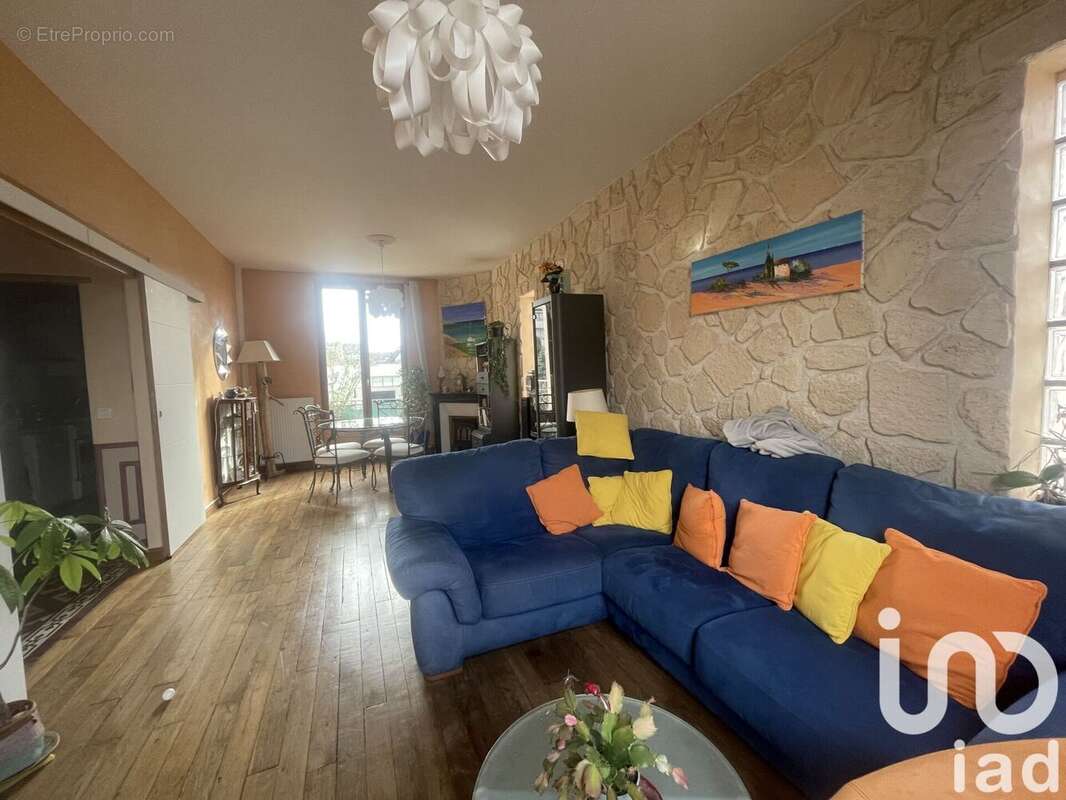 Photo 8 - Maison à VILLENEUVE-LE-ROI