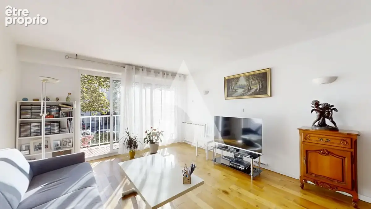 Agréable appartement trois pièces de 66 mètres carrés avec balcon exposé sud et stationnement - photo 3