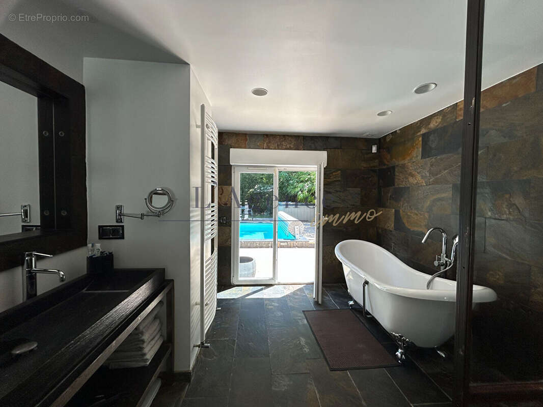 Maison Lamorlaye Le LYS 300m² - photo 12