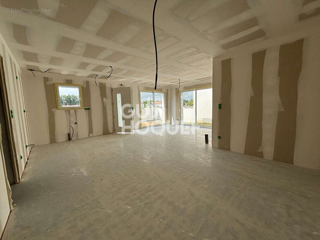 Maison à SALLERTAINE