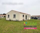 Maison à VILLEVIEILLE