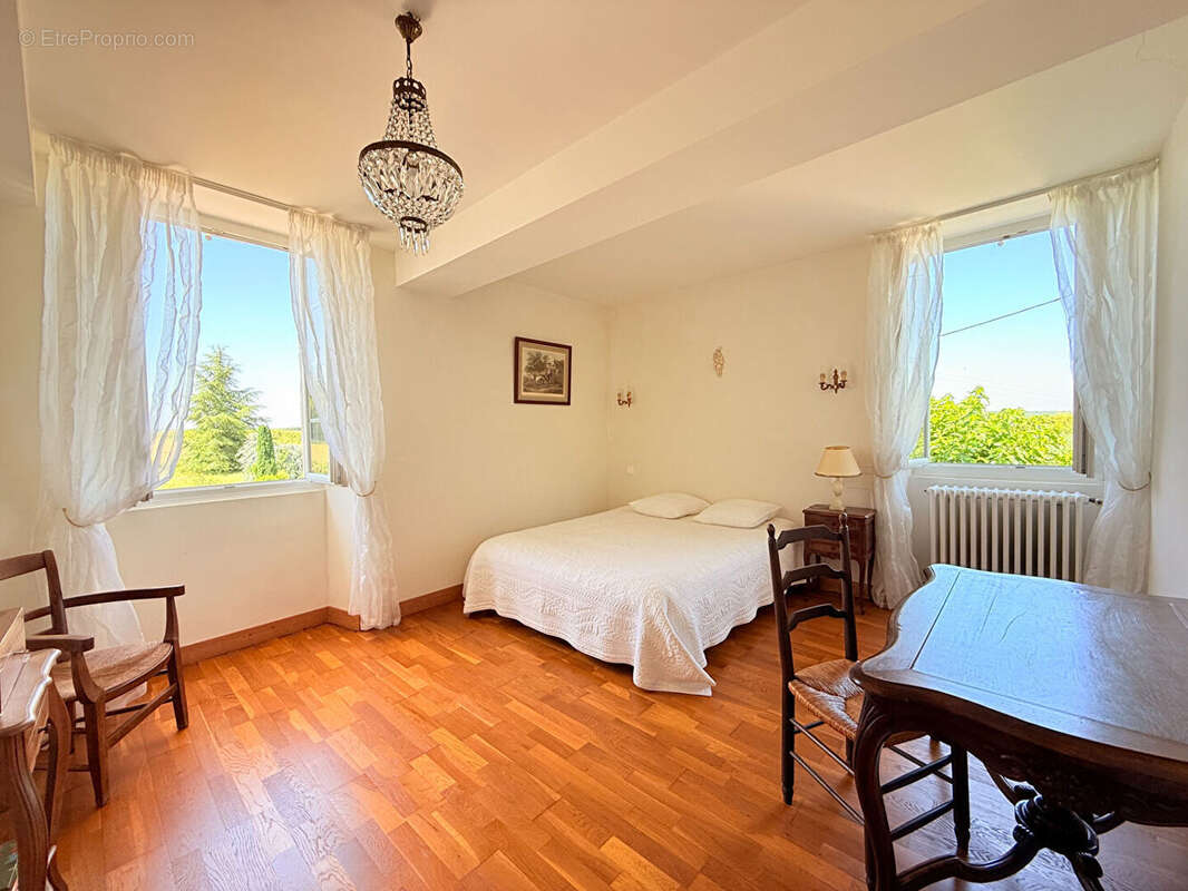 Maison de caractere - photo 15
