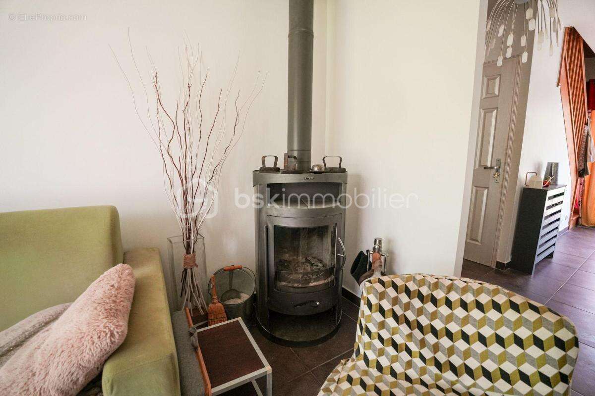Un havre de paix familial dans un cadre verdoyant - 138 m² - dpe c - photo 5