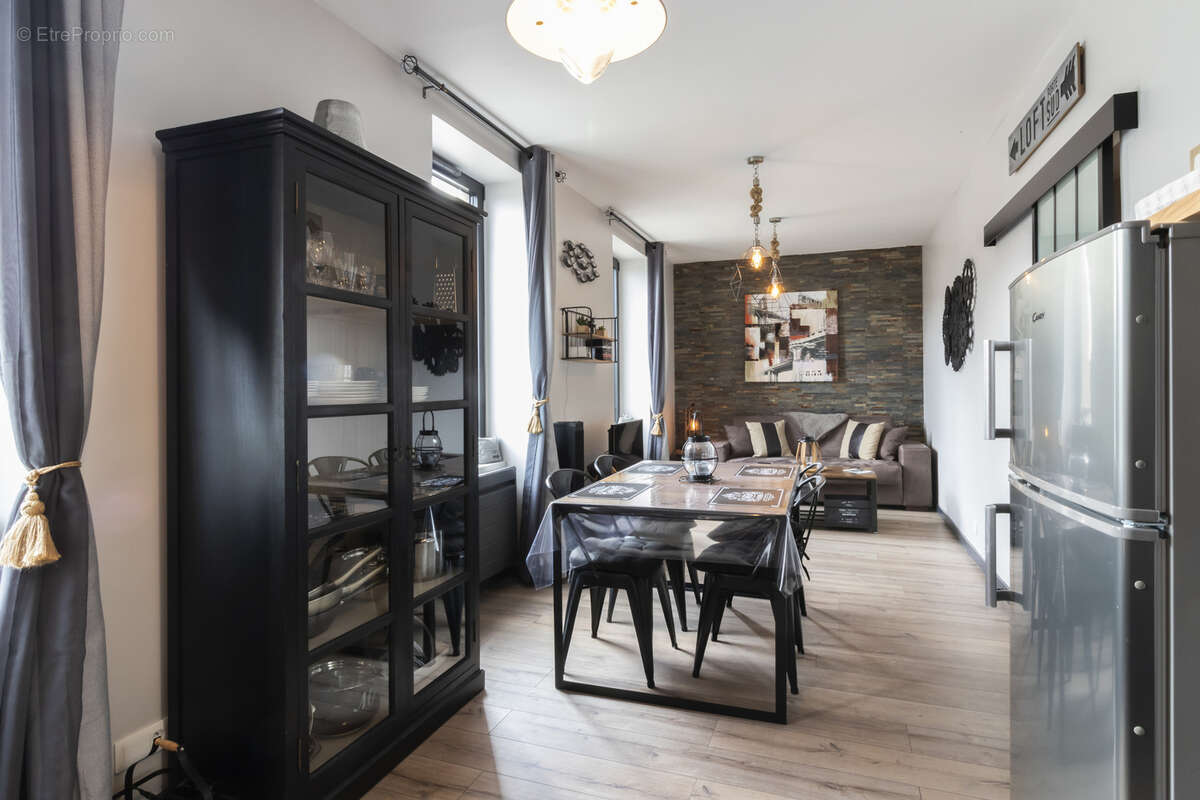 Appartement à PORT-EN-BESSIN-HUPPAIN