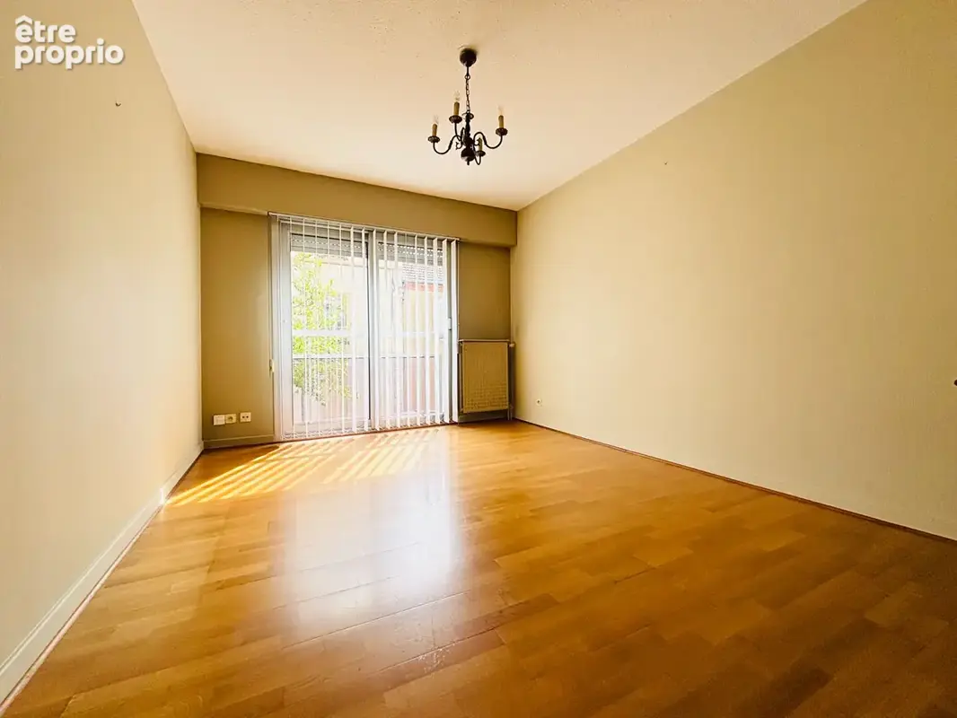 APPARTEMENT ROANNE Adresse prisée, résidence de standing - photo 8