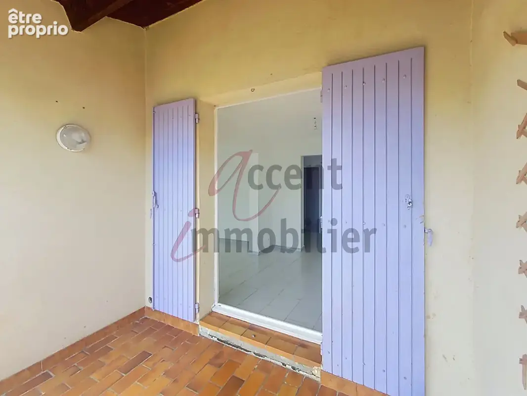 Chateaurenard : Appartement avec 2 chambres, balcon - photo 2