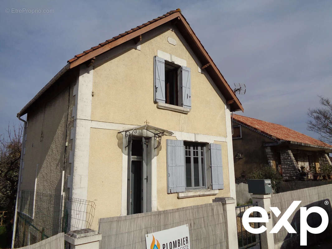 Maison à MARSAC-SUR-L'ISLE