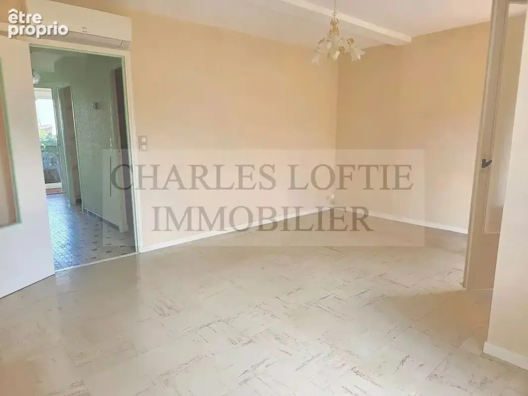 Maison familiale avec jardin et garage - photo 5