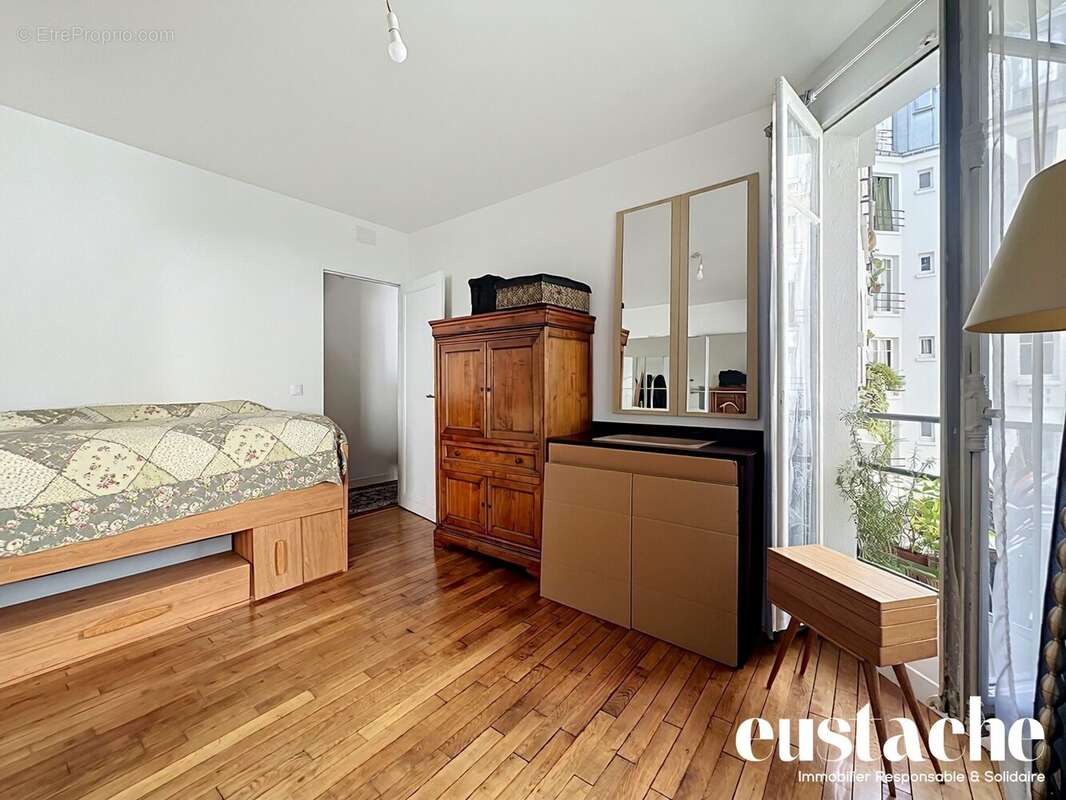 Appartement à PARIS-20E
